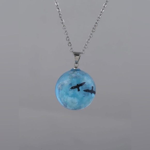 ✨3for$38 New Flying Birds in Sky Dimensional Sphere Pendant Necklace - Picture 6 of 16